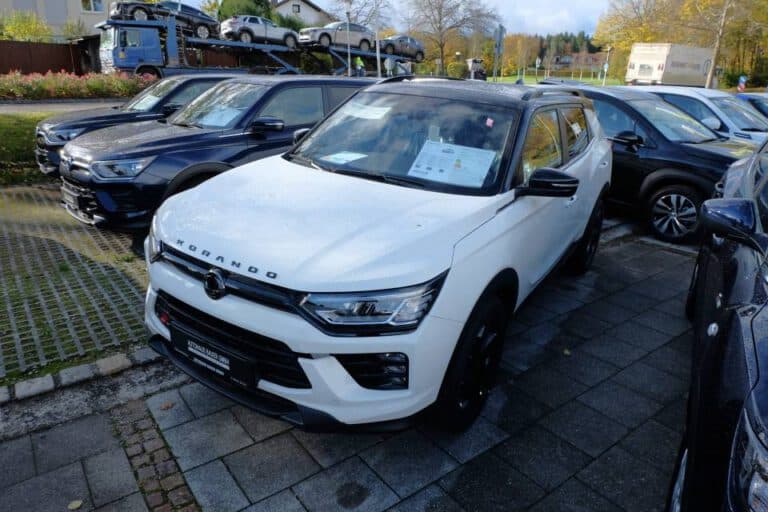 KGM KORANDO BLACK EDITION Automatik – Außenansicht