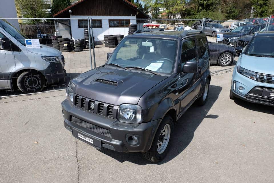 Suzuki SUZUKI
