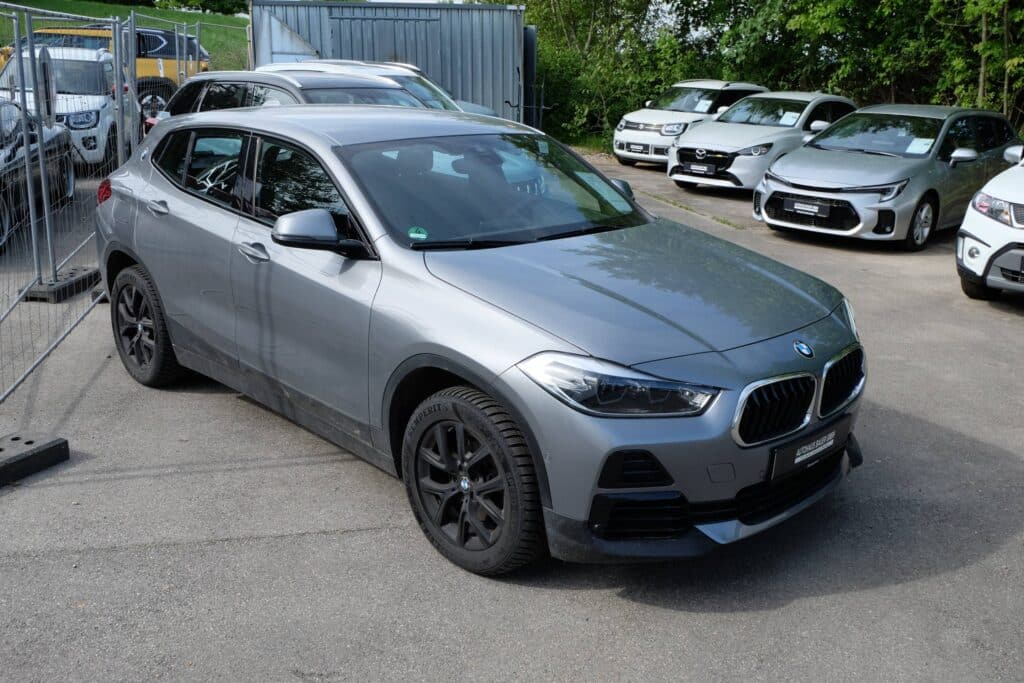 BMW X2
