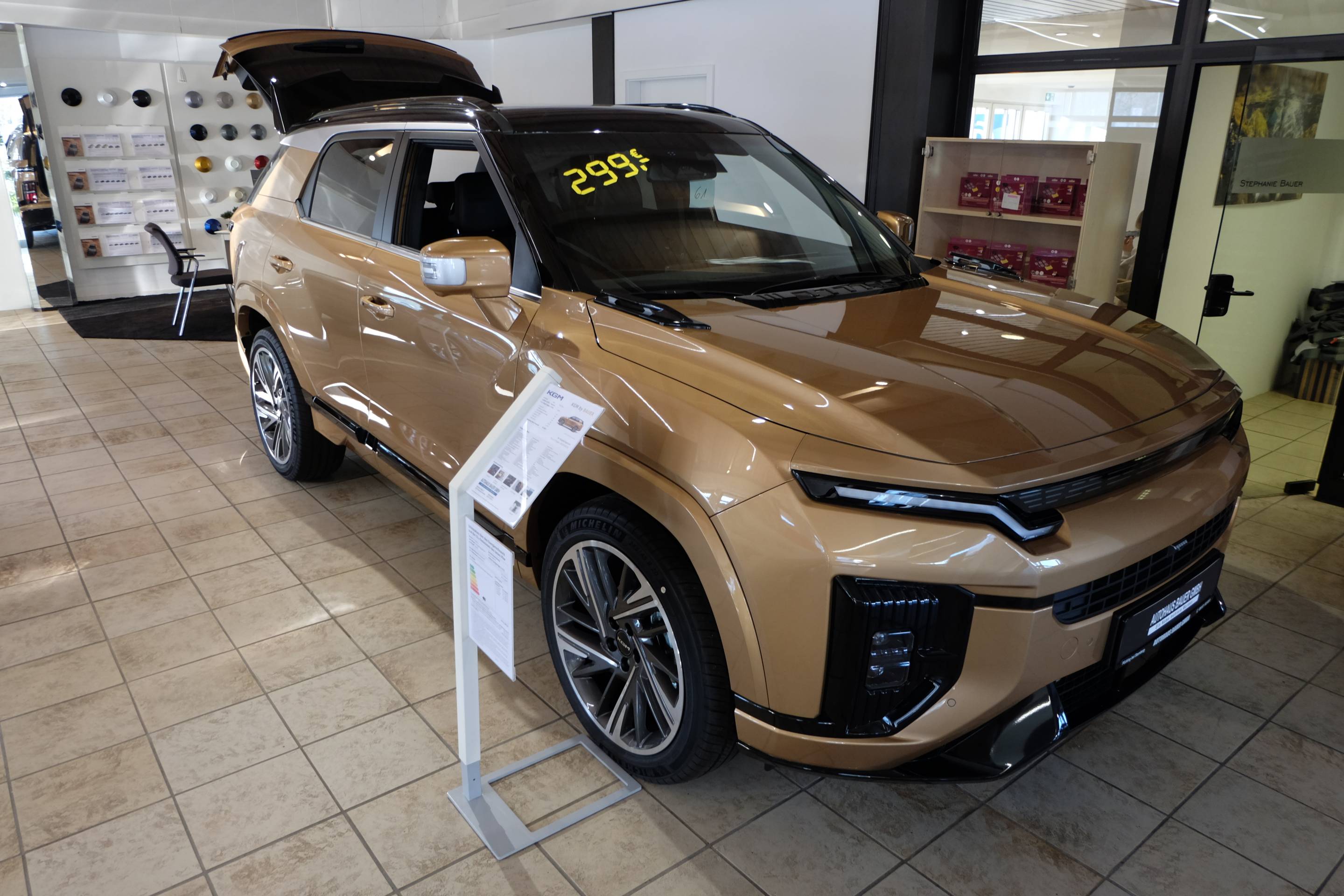KGM ACTYON LUX AWD *20Zoll*eHK*2farbig*IACC* – Außenansicht