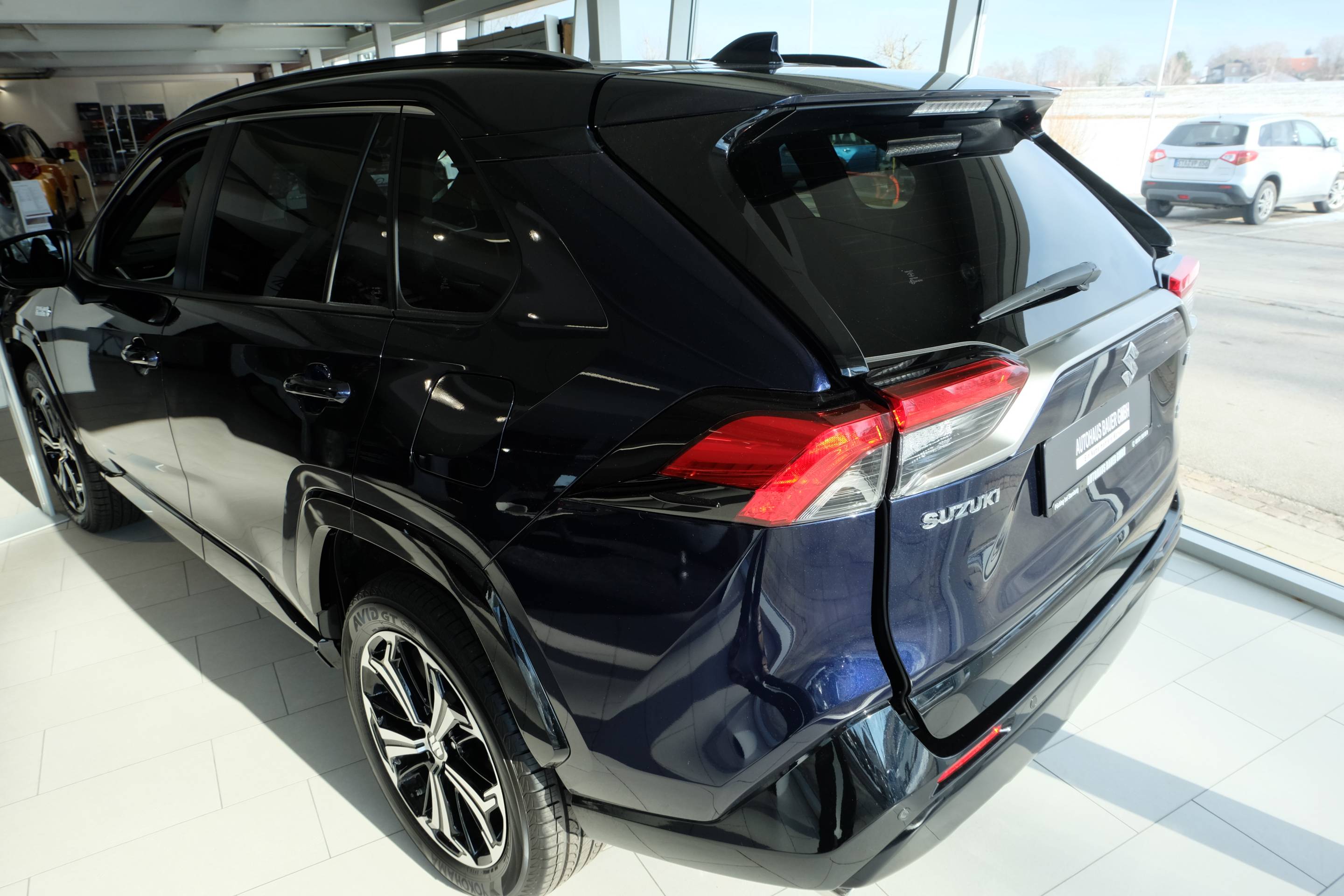 Suzuki ACROSS PLUG-IN HYBRID COMFORT+ – Fahrzeugbild 14