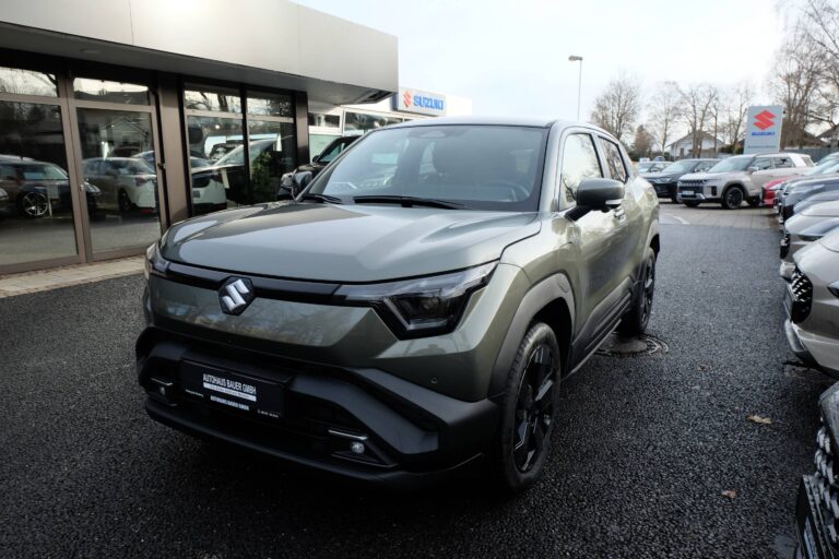 Suzuki eVITARA Comfort+ 61kWh *Kamera/ACC/Glasdach* – Außenansicht