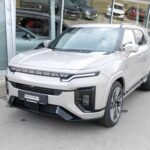 KGM ACTYON HYBRID LUX + SCHIEBEDACH – Außenansicht