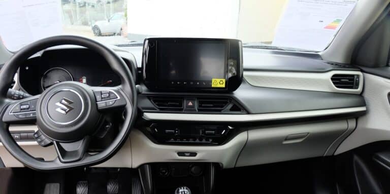 Suzuki SWIFT CLUB HYBRID – Außenansicht