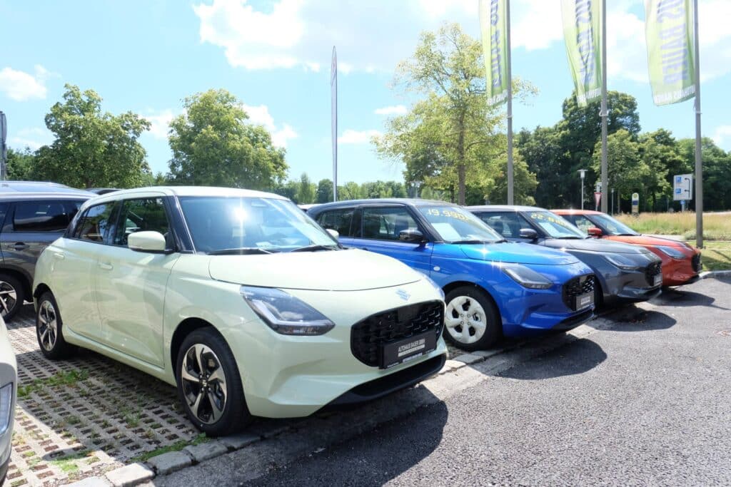 Suzuki SWIFT